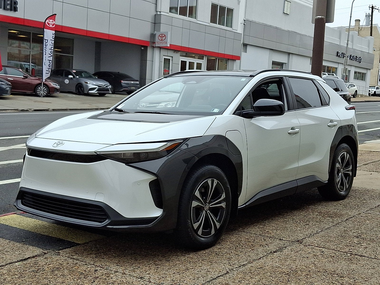 2024 Toyota bZ4X XLE